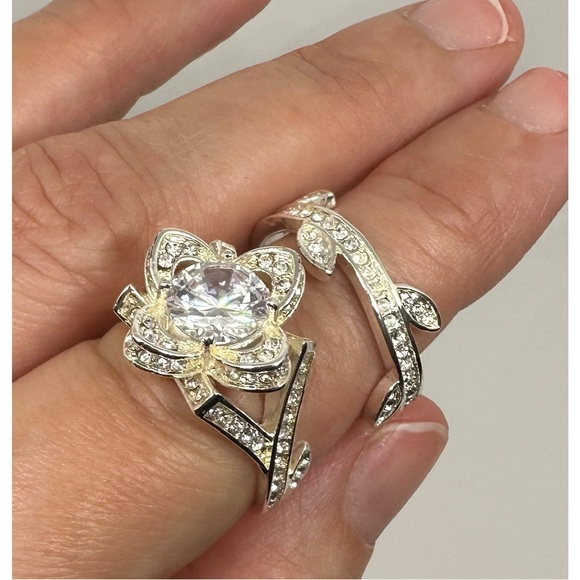 🆕 Silver CZ Ring Set - Picture 10 of 13